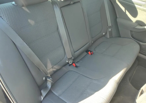 Volkswagen Jetta cena 27900 przebieg: 110800, rok produkcji 2011 z Sanok małe 121